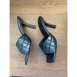 Wild diva Woman’s black heels size 6.5